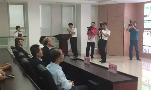 质检总局支树平局长参观辽宁检验检疫局华体会vip5出售
12365单兵可视化执法系统